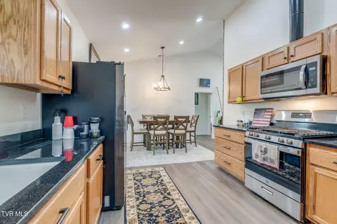 Kitchen - 889 S Mohawk Drive Erwin Tn 37650, Erwin, TN 37650 photo 3 of 3