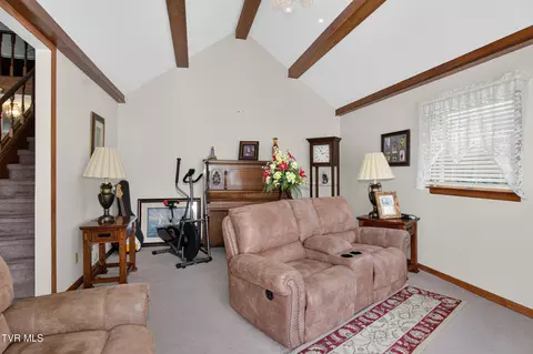 Living - 146 Deseree Broyles Road Chuckey Tn 37641, Chuckey, TN 37641 photo 2 of 6