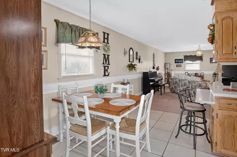 Dining - 146 Deseree Broyles Road Chuckey Tn 37641, Chuckey, TN 37641 photo 7 of 8