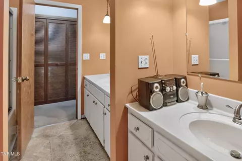 Bath - 146 Deseree Broyles Road Chuckey Tn 37641, Chuckey, TN 37641 photo 12 of 12
