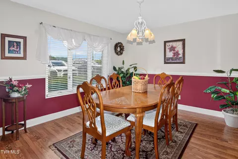 Dining - 146 Deseree Broyles Road Chuckey Tn 37641, Chuckey, TN 37641 photo 3 of 8