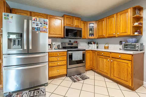 Kitchen - 26424 Beech Circle Abingdon Va 24211, Abingdon, VA 24211 photo 6 of 6