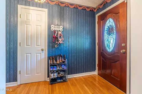 Entry Way - 26424 Beech Circle Abingdon Va 24211, Abingdon, VA 24211 photo 1 of 1