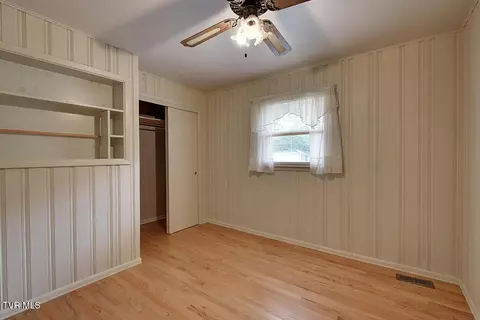 Bedroom - 555 Valley Avenue Erwin Tn 37650, Erwin, TN 37650 photo 5 of 7