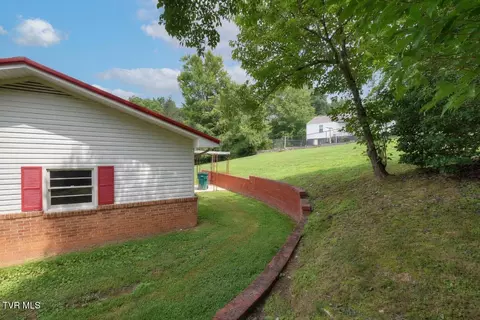 Exterior - 555 Valley Avenue Erwin Tn 37650, Erwin, TN 37650 photo 8 of 13