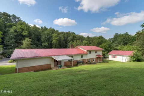 Exterior - 555 Valley Avenue Erwin Tn 37650, Erwin, TN 37650 photo 11 of 13