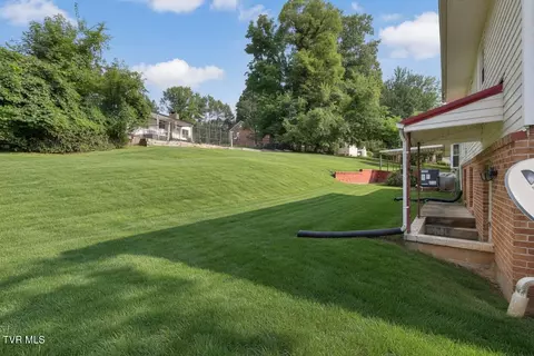 Exterior - 555 Valley Avenue Erwin Tn 37650, Erwin, TN 37650 photo 12 of 13