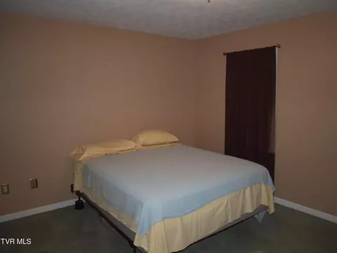 822 Wayne Avenue 22b5 Abingdon Va 24210, Abingdon, VA 24210 photo 6