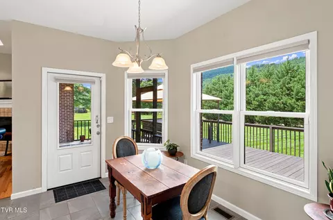 Dining - 1323 Love Station Road Erwin Tn 37650, Erwin, TN 37650 photo 2 of 2