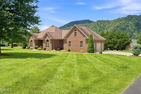 Exterior - 1323 Love Station Road Erwin Tn 37650, Erwin, TN 37650 photo 6 of 10