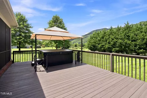 Exterior - 1323 Love Station Road Erwin Tn 37650, Erwin, TN 37650 photo 7 of 10