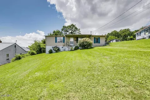 1876 Lowell Drive Kingsport Tn 37660, Kingsport, TN 37660