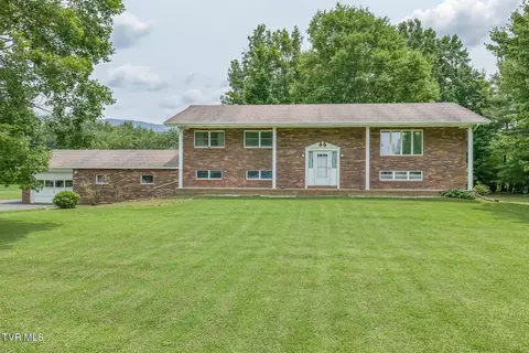 153 Adams Road Mountain City Tn 37683, Mountain City, TN 37683