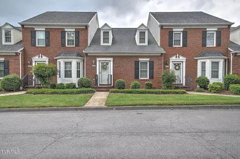 2024 W Manor Court 2024 Kingsport Tn 37660, Kingsport, TN 37660