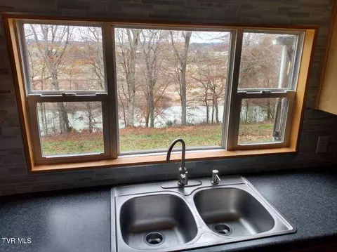 Kitchen - 193 Barwick Road Limestone Tn 37681, Limestone, TN 37681 photo 5 of 5