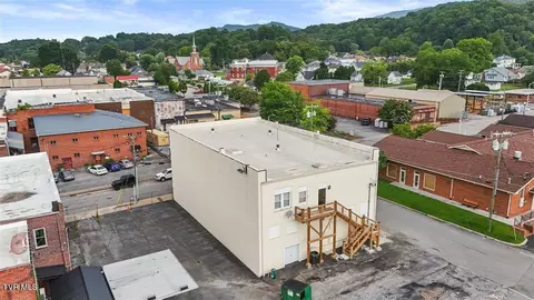 Exterior - 214 Union Street Erwin Tn 37650, Erwin, TN 37650 photo 9 of 11