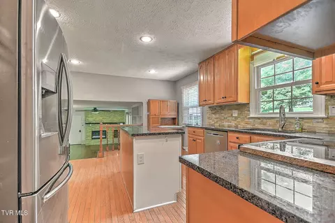 Kitchen - 118 Bogey Drive Abingdon Va 24211, Abingdon, VA 24211 photo 1 of 7