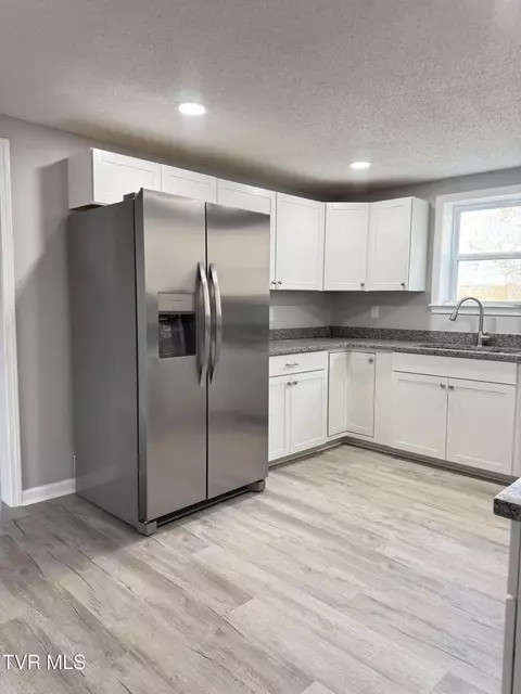 Kitchen - 2140 Randolph Street Bristol Va 24201, Bristol, VA 24201 photo 3 of 3