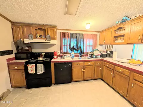 Kitchen - 8902 Necessary Road Wise Va 24293, Wise, VA 24293 photo 3 of 3