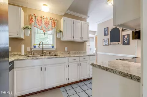 Kitchen - 2250 High Street Bristol Va 24201, Bristol, VA 24201 photo 1 of 3