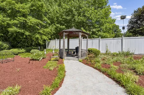 Exterior - 113 Oakwood Lane Erwin Tn 37650, Erwin, TN 37650 photo 8 of 19