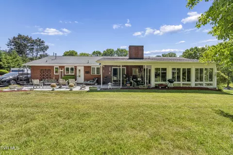 Exterior - 113 Oakwood Lane Erwin Tn 37650, Erwin, TN 37650 photo 14 of 19