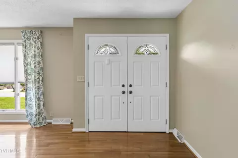 Entry Way - 113 Oakwood Lane Erwin Tn 37650, Erwin, TN 37650 photo 1 of 4