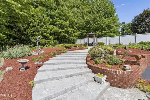 Exterior - 113 Oakwood Lane Erwin Tn 37650, Erwin, TN 37650 photo 9 of 19