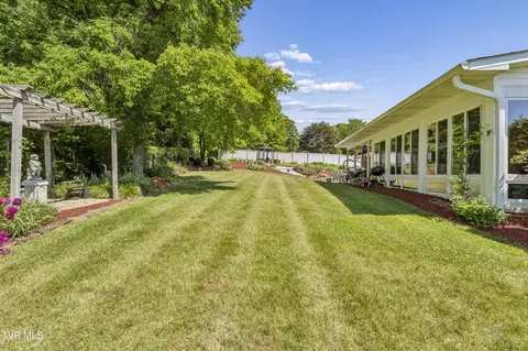 Exterior - 113 Oakwood Lane Erwin Tn 37650, Erwin, TN 37650 photo 16 of 19