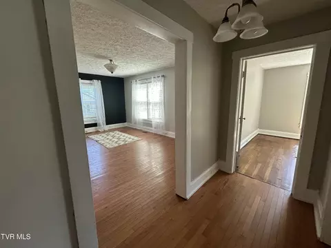 Entry Way - 309 Nottingham Avenue Wise Va 24293, Wise, VA 24293 photo 3 of 4