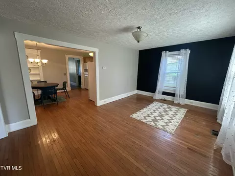 Living - 309 Nottingham Avenue Wise Va 24293, Wise, VA 24293 photo 2 of 4