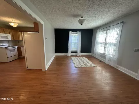 Living - 309 Nottingham Avenue Wise Va 24293, Wise, VA 24293 photo 3 of 4