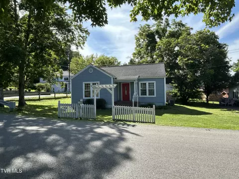 Exterior - 309 Nottingham Avenue Wise Va 24293, Wise, VA 24293 photo 3 of 6