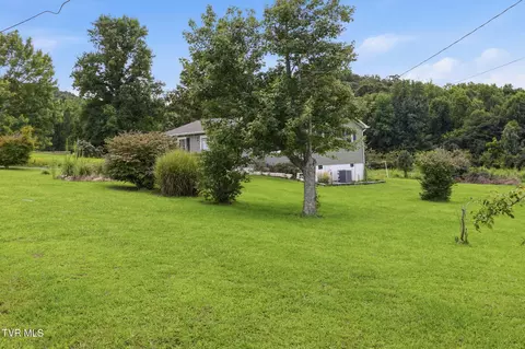 Exterior - 2060 Fishpond Road Chuckey Tn 37641, Chuckey, TN 37641 photo 3 of 5