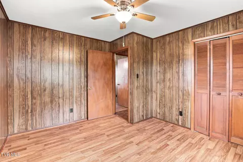 Bedroom - 2060 Fishpond Road Chuckey Tn 37641, Chuckey, TN 37641 photo 6 of 6