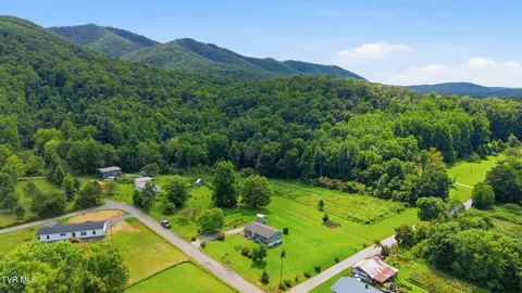 View/Area - 2060 Fishpond Road Chuckey Tn 37641, Chuckey, TN 37641 photo 4 of 9