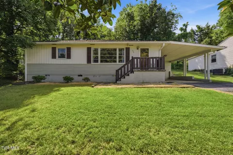 205 Pioneer Avenue Johnson City Tn 37604, Johnson City, TN 37604