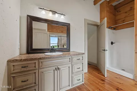 Bath - 3101 Whitehouse Road Greeneville Tn 37745, Greeneville, TN 37745 photo 4 of 10