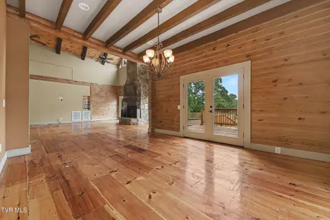 Dining - 3101 Whitehouse Road Greeneville Tn 37745, Greeneville, TN 37745 photo 1 of 2