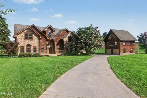 Exterior - 3101 Whitehouse Road Greeneville Tn 37745, Greeneville, TN 37745 photo 2 of 12
