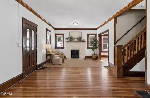 Living - 238 4th Street Erwin Tn 37650, Erwin, TN 37650 photo 2 of 6