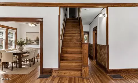 Entry Way - 238 4th Street Erwin Tn 37650, Erwin, TN 37650 photo 3 of 6