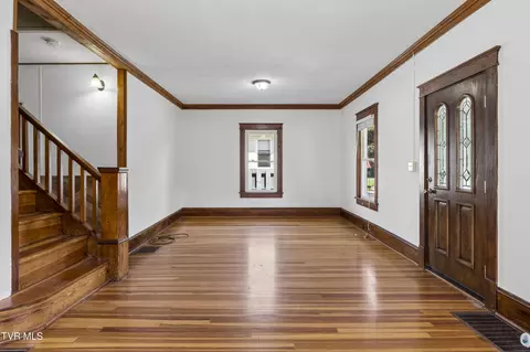 Living - 238 4th Street Erwin Tn 37650, Erwin, TN 37650 photo 5 of 6