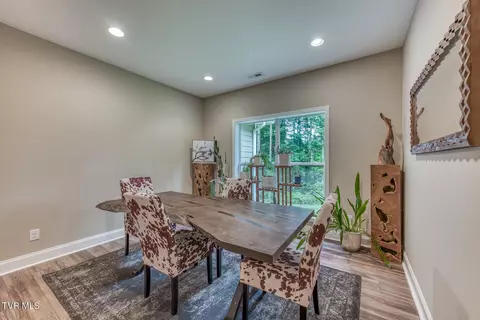 Dining - 167 Brian Lane Erwin Tn 37650, Erwin, TN 37650 photo 2 of 4