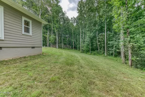 Exterior - 167 Brian Lane Erwin Tn 37650, Erwin, TN 37650 photo 12 of 21