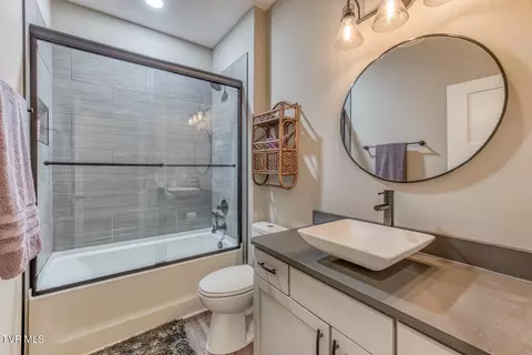 Bath - 167 Brian Lane Erwin Tn 37650, Erwin, TN 37650 photo 6 of 6