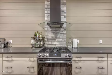 Kitchen - 167 Brian Lane Erwin Tn 37650, Erwin, TN 37650 photo 3 of 7