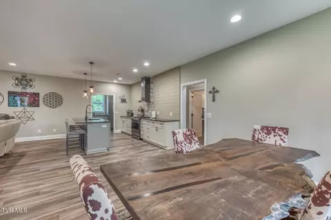 Dining - 167 Brian Lane Erwin Tn 37650, Erwin, TN 37650 photo 4 of 4