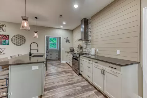 Kitchen - 167 Brian Lane Erwin Tn 37650, Erwin, TN 37650 photo 5 of 7