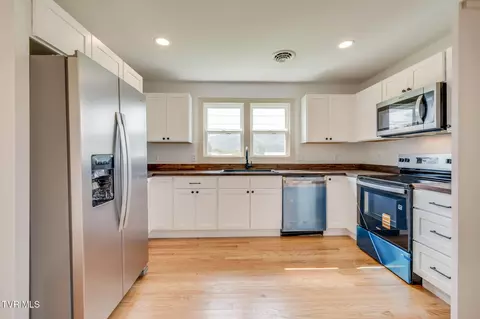 Kitchen - 108 Witcher Street Erwin Tn 37650, Erwin, TN 37650 photo 4 of 5